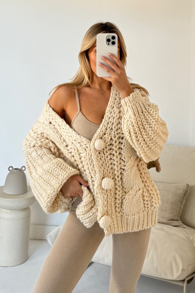 Thick 2025 cream cardigan