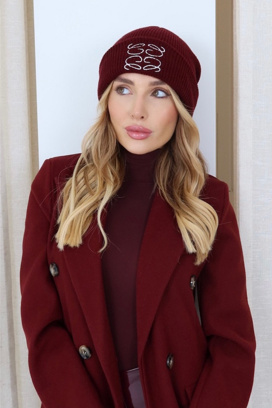 Gege burgundy embroidered knit beanie hat