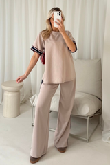 Eva beige t-shirt straight leg jogger loungewear