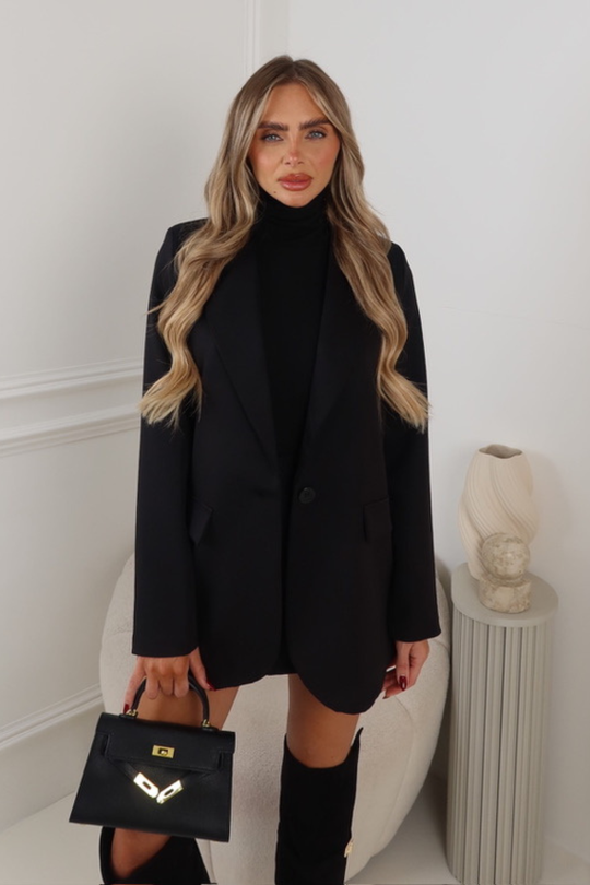 RAQUEL BLACK BUTTON UP OVERSIZED BLAZER