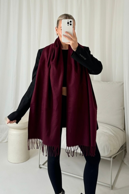 Missy burgundy scarf