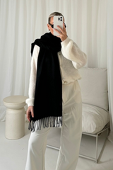 Missy black scarf