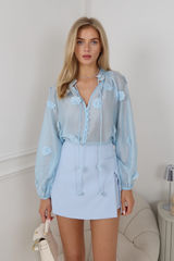 SHANIA LIGH BLUE FLOWER NECK TIE TOP