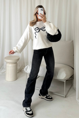 Bow embroidered cream knit sweater