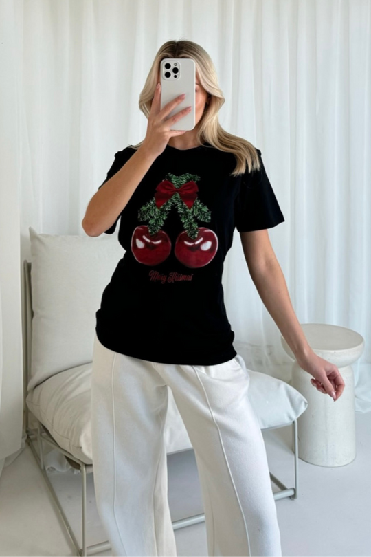 Merry Kissmas black printed t-shirt