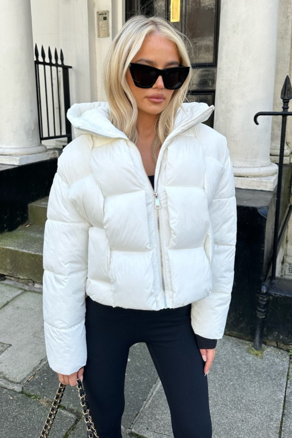 Short white puffer coat sales