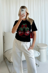 Merry Kissmas black printed t-shirt