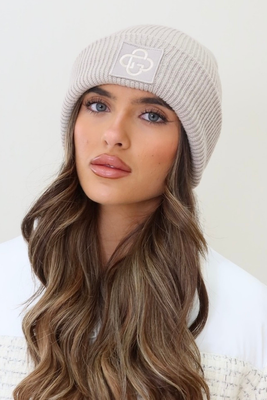 G monogram beige embroidered knit beanie hat