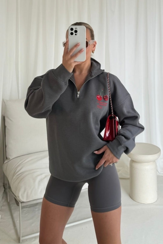 Cherry perfection steel grey 3/4 printed sweater