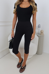 POPPY BLACK SCULPTING CAPRI LEGGINGS