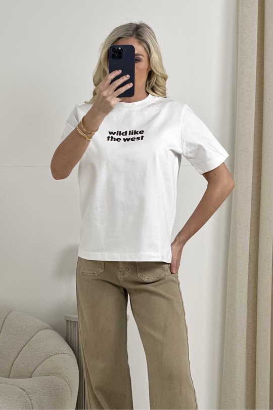 WILD LIKE THE WEST PRINTED WHITE HEAVYWEIGHT T-SHIRT