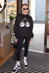 Mini disco cherry black printed sweater