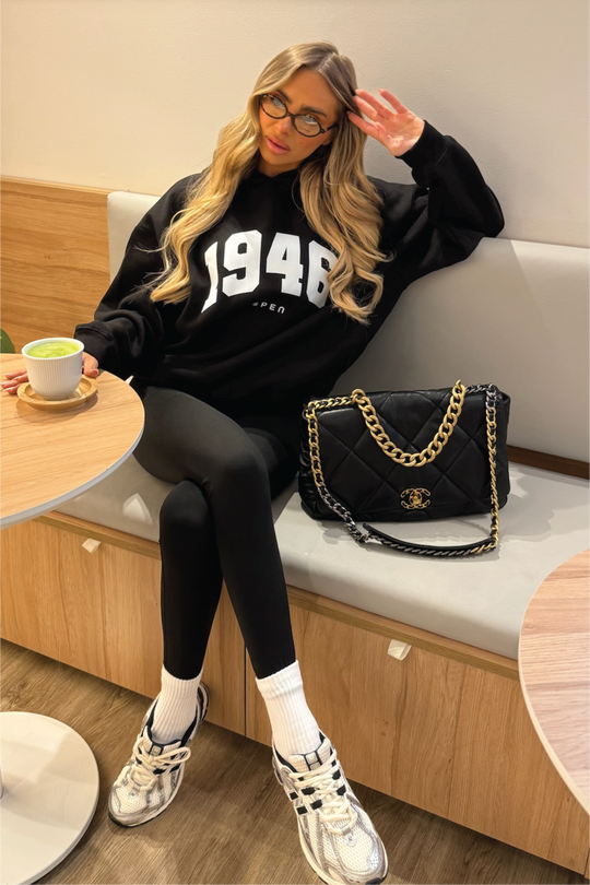 1946 ESSENTIAL BLACK PRINTED HOODIE