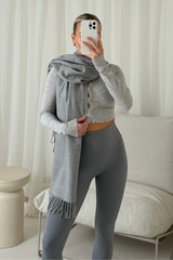 Missy grey scarf