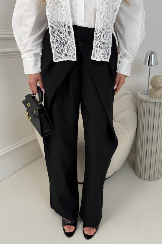 HARPER BLACK ELASTICATED WAIST STRAIGHT LEG TROUSERS