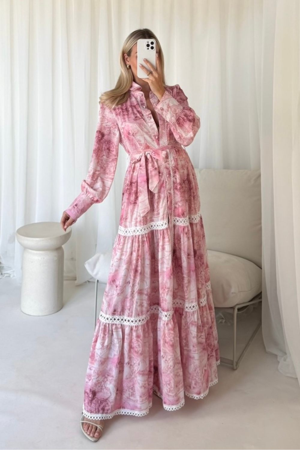 Laura pink a-line long sleeve patterned maxi dress Glamify Famous For Loungewear Laura pink a-line long sleeve patterned maxi dress Glamify Famous For Loungewear