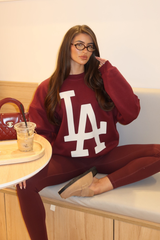 LA ESSENTIAL BURGUNDY PRINTED SWEATER