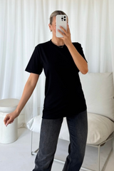 Lily everyday essential black tee
