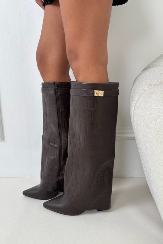 Maria chocolate faux leather boots
