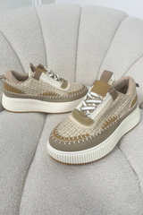 Zoe camel platform trainers