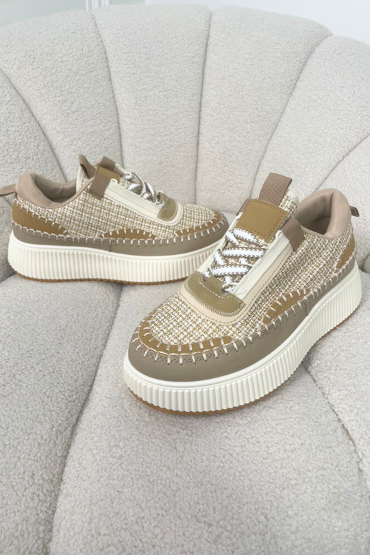 Zoe camel platform trainers