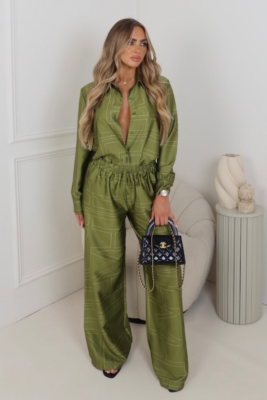 Seline olive satin geometric print co ord