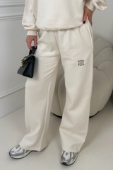 GEGE EMBROIDERED IVORY PREMIUM ESSENTIAL STRAIGHT LEG JOGGER