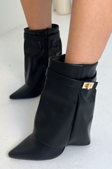 Gerri black heeled boots