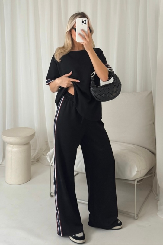 Eva black t-shirt straight leg jogger loungewear