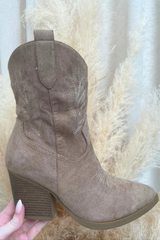 Maisie beige short cowboy boots