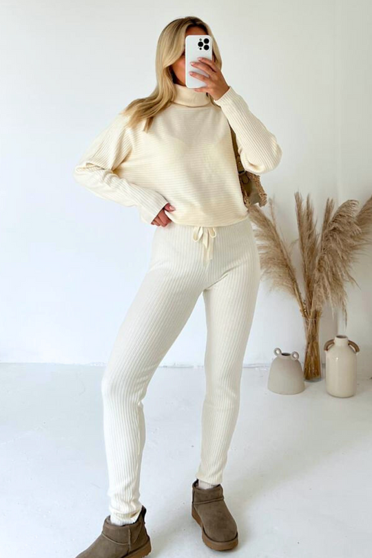 Rosy cream polo neck knitted loungewear set