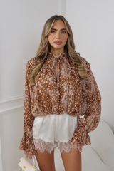 ESTELLE BEIGE DEER PRINT CROPPED BLOUSE