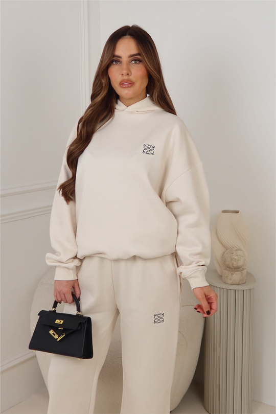 GEGE EMBROIDERED IVORY PREMIUM ESSENTIAL RELAXED HOODIE