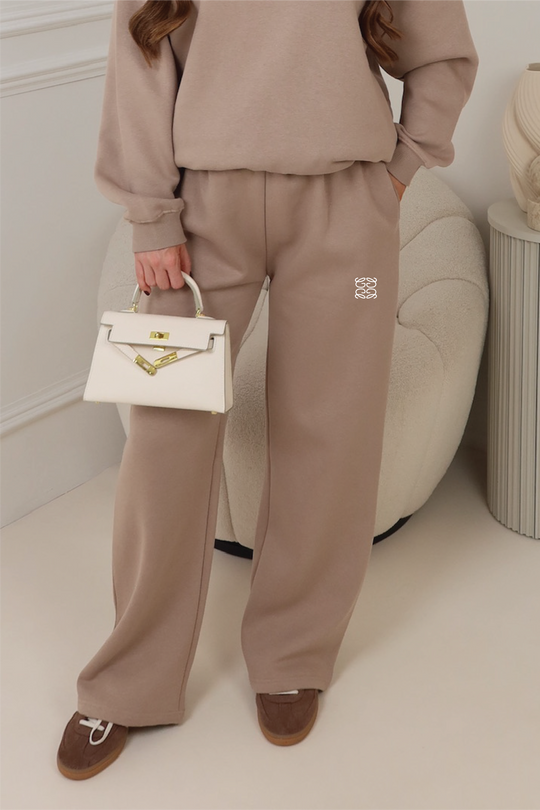 GEGE EMBROIDERED MOCHA PREMIUM ESSENTIAL STRAIGHT LEG JOGGER