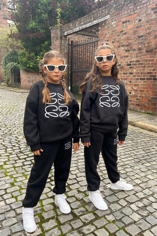 Mini black Gege embroidered sweater jogger loungewear