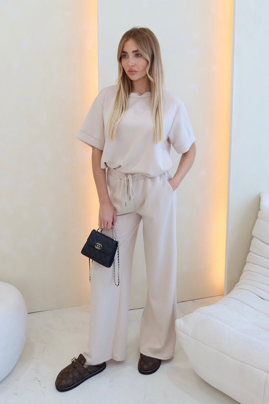 Stassi beige t-shirt straight leg jogger loungewear