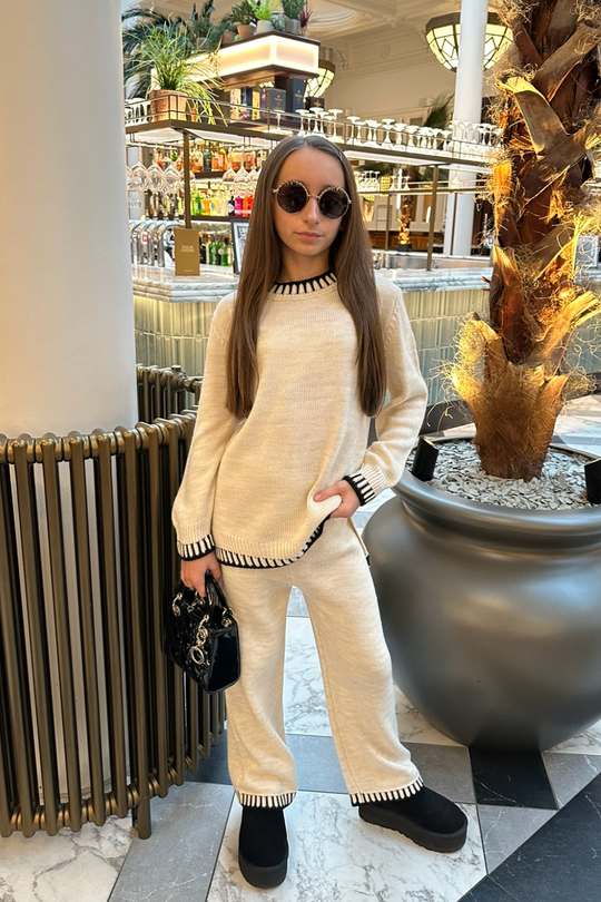 Mini Lavinia cream knitted jumper and trousers