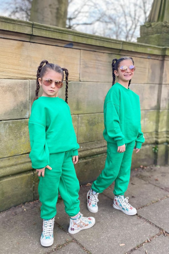 Mini bottle green essential sweater loungewear set