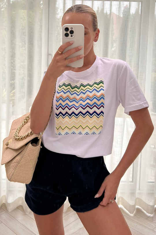 Zigzag navy & white printed short tee co-ord