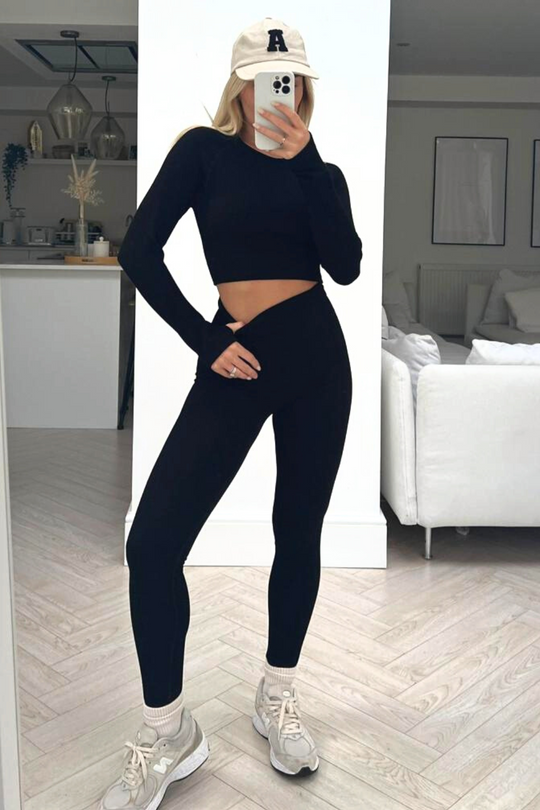 Emmie black 2 piece ribbed crop activewear set