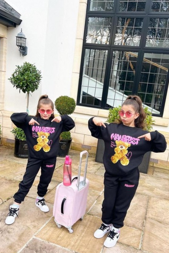 Mini manifest teddy black oversized sweater loungewear set