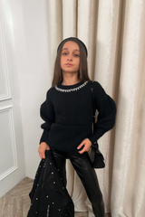 Mini bobbie black pearl neck knitted sweater