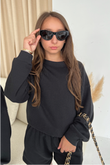 Mini black premium essential sweater