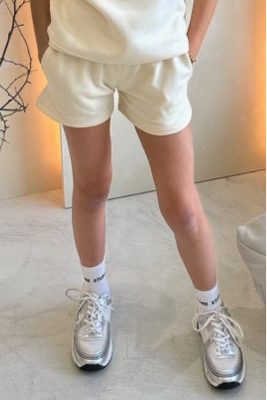 Mini Girls ecru premium essential shorts