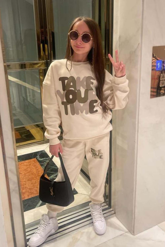 Mini take your time ecru oversized sweater loungewear set