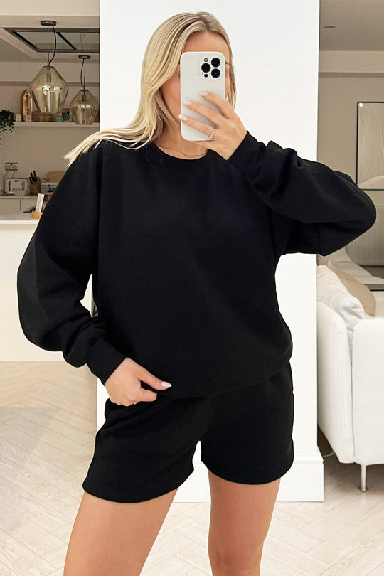 Oakley glamify black essential sweater short set