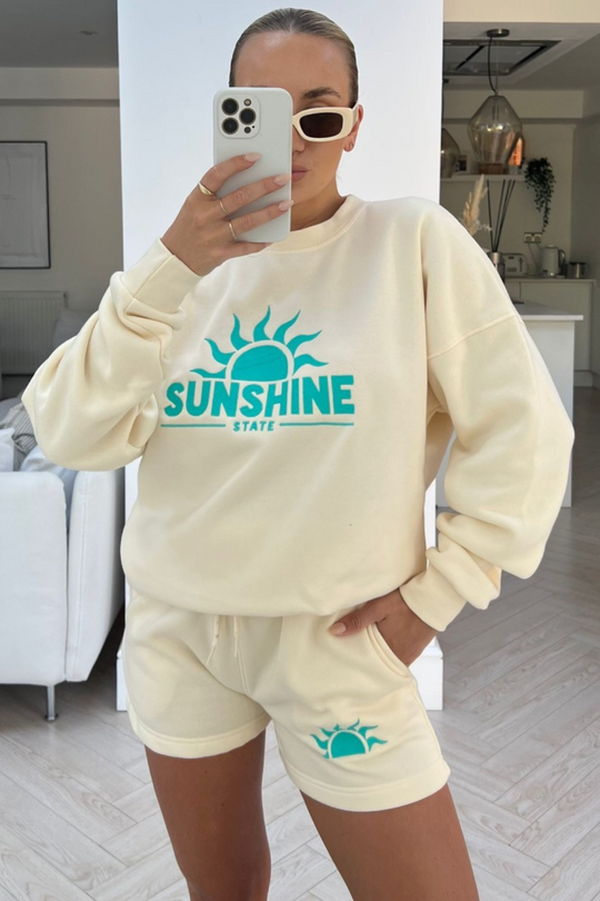 Sunshines ecru & teal embroidered sweater short loungewear set