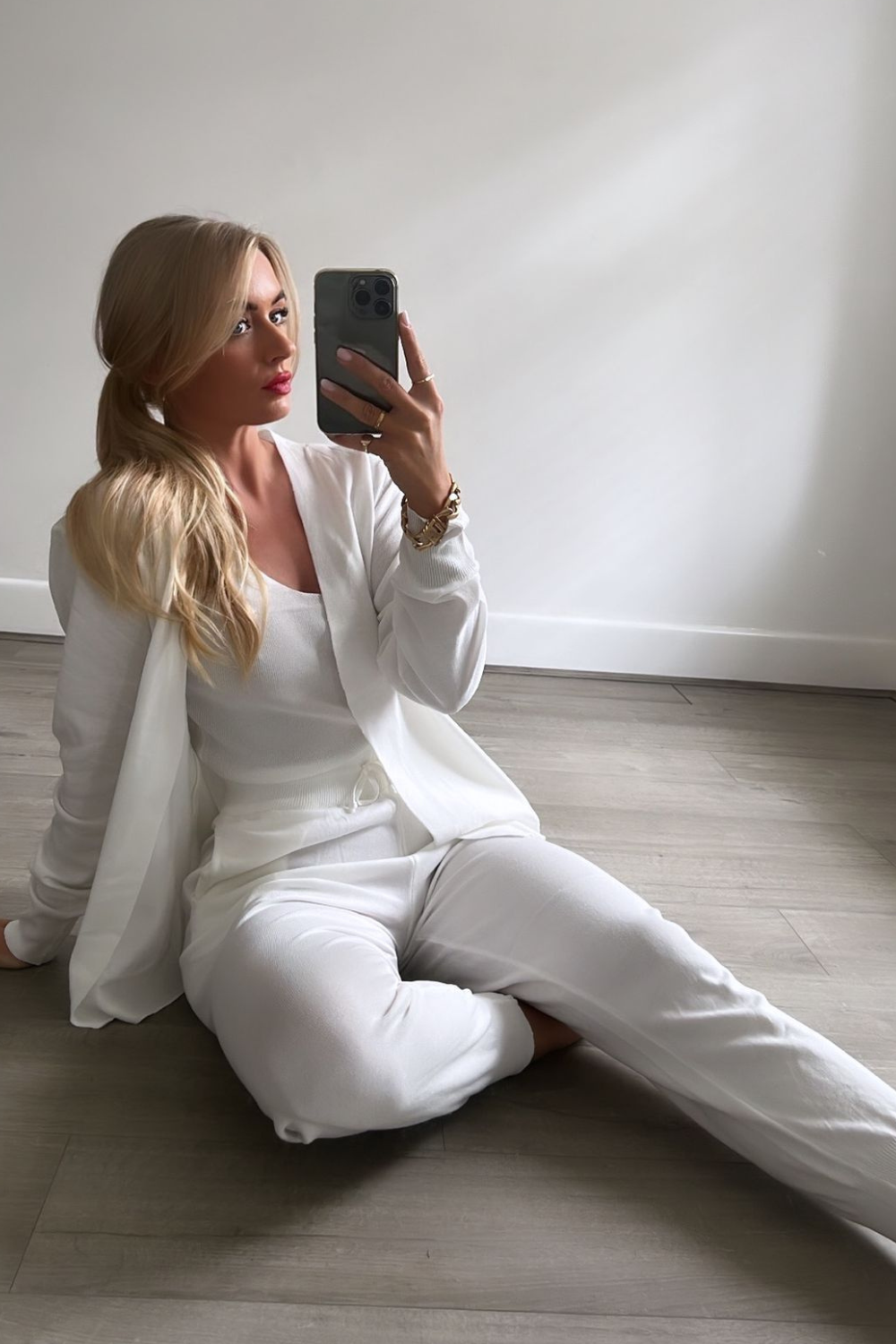 White 3 piece loungewear set hotsell