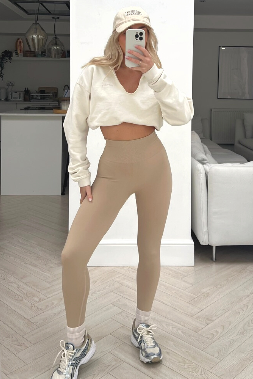 Kimmy beige bum sculpt leggings